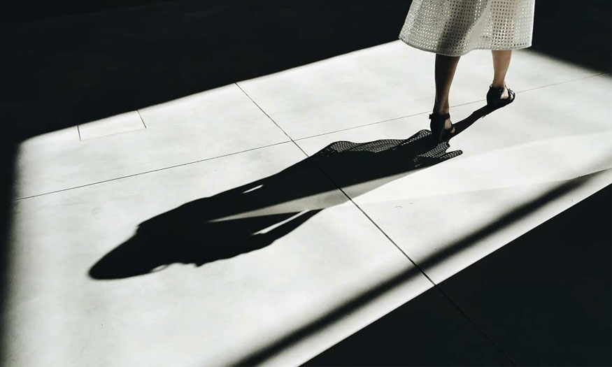 create shadows in Photoshop using 3D Extrusion